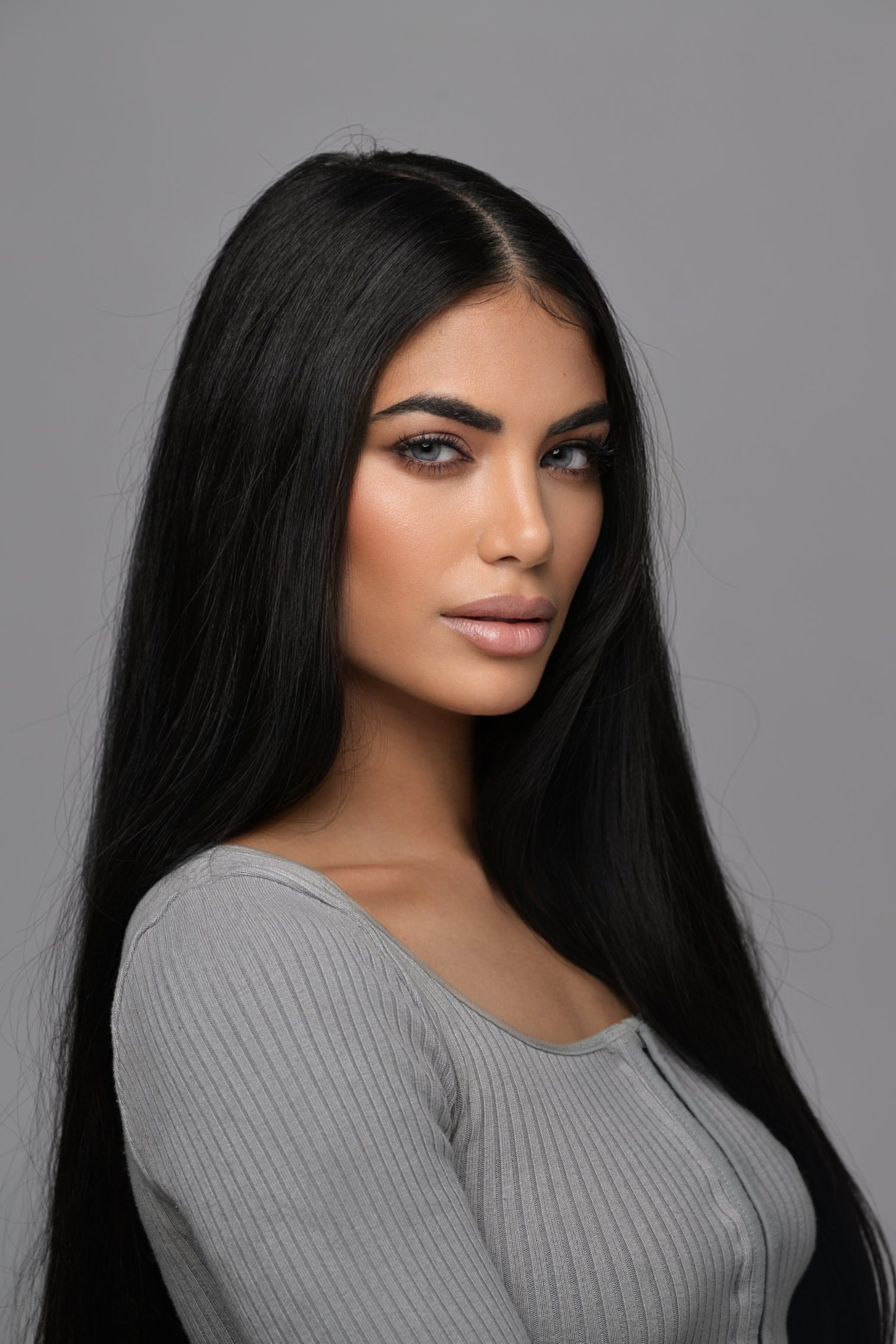 Lailah - Model and painter